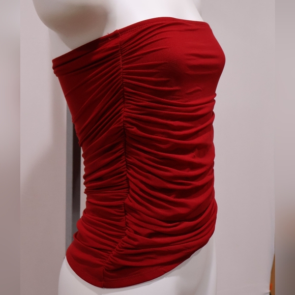 🔖 SHEIN Red Ruched Tube Top - Picture 2 of 8